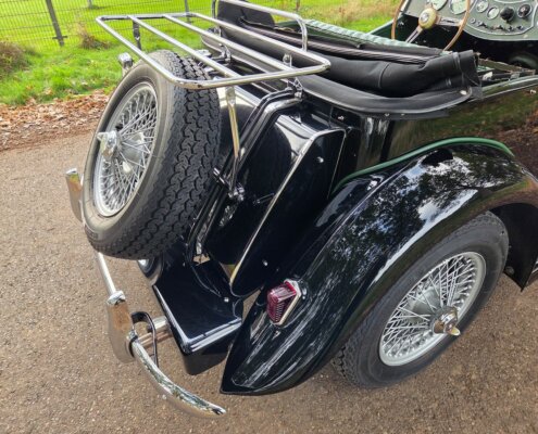 MG TD zwart 1953 (1)